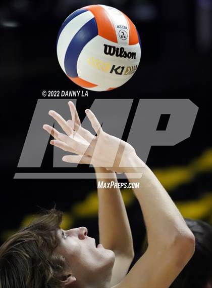 Thumbnail 2 in Patrick Henry vs. Maggie Walker (VHSL Class 4 State Final) photogallery.
