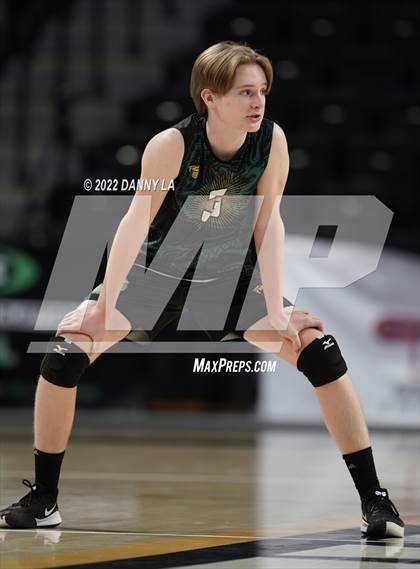 Thumbnail 3 in Patrick Henry vs. Maggie Walker (VHSL Class 4 State Final) photogallery.