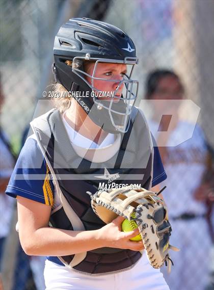 Thumbnail 3 in Waterford vs. Gregori photogallery.