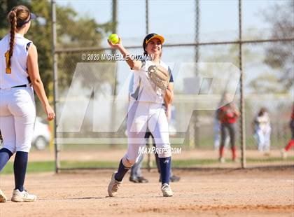 Thumbnail 3 in Waterford vs. Gregori photogallery.
