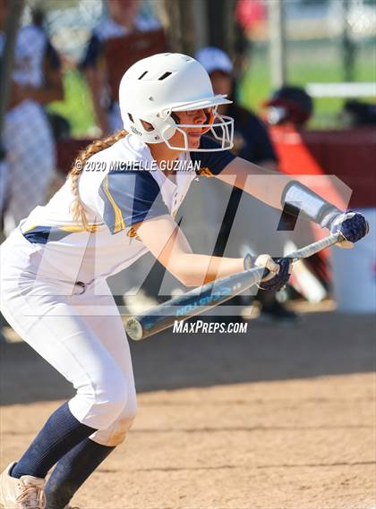 Thumbnail 3 in Waterford vs. Gregori photogallery.