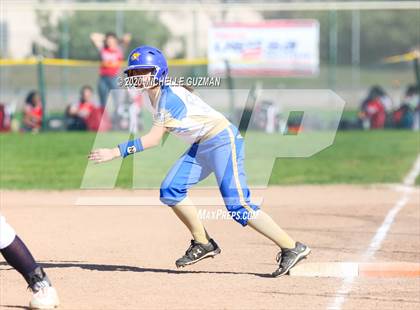 Thumbnail 3 in Waterford vs. Gregori photogallery.
