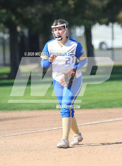 Thumbnail 3 in Waterford vs. Gregori photogallery.
