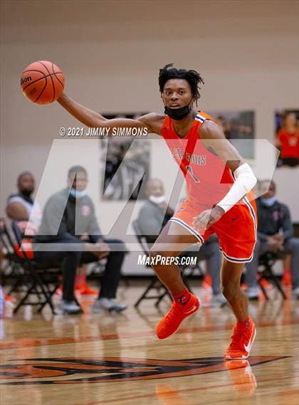 Thumbnail 2 in East St. Louis @ Edwardsville (IHSA SWC Championship) photogallery.