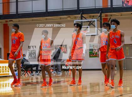 Thumbnail 1 in East St. Louis @ Edwardsville (IHSA SWC Championship) photogallery.
