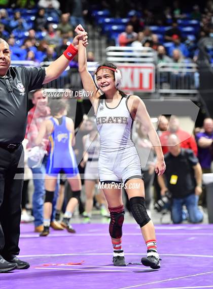 Thumbnail 2 in UIL State Championships - 6A 95lb Final photogallery.