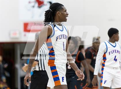 Thumbnail 3 in East St. Louis vs. Mt. Vernon (IHSA 3A Sectionals Semifinal) photogallery.
