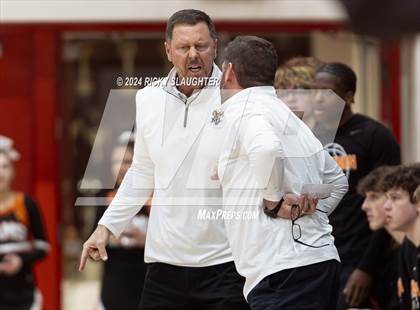 Thumbnail 1 in East St. Louis vs. Mt. Vernon (IHSA 3A Sectionals Semifinal) photogallery.