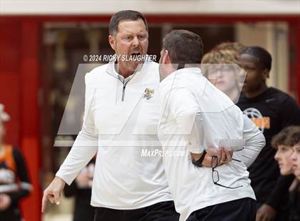 Thumbnail 3 in East St. Louis vs. Mt. Vernon (IHSA 3A Sectionals Semifinal) photogallery.