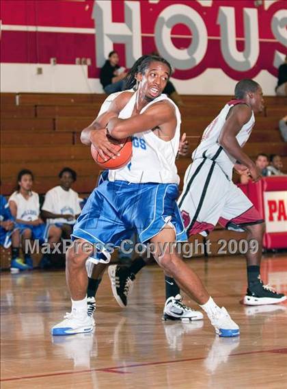 Thumbnail 2 in Jordan vs. Fremont (Rose City Round Ball Classic) photogallery.