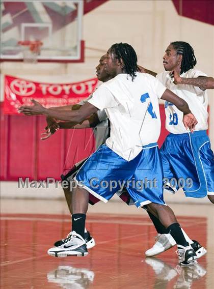 Thumbnail 3 in Jordan vs. Fremont (Rose City Round Ball Classic) photogallery.