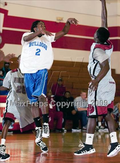 Thumbnail 2 in Jordan vs. Fremont (Rose City Round Ball Classic) photogallery.