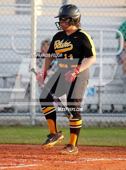 Thumbnail 1 in Sumner vs. Blake photogallery.