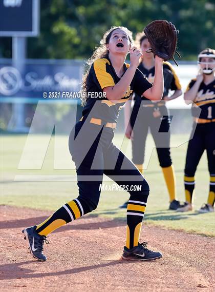 Thumbnail 1 in Sumner vs. Blake photogallery.