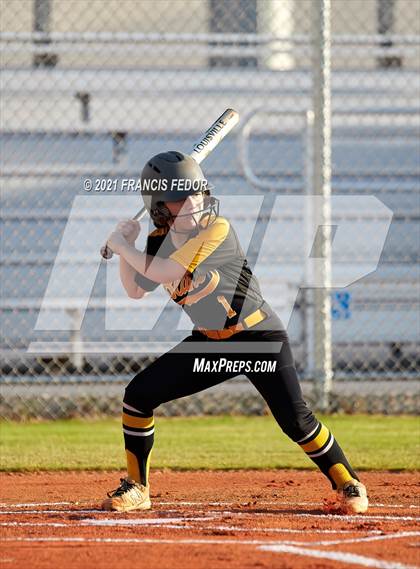 Thumbnail 1 in Sumner vs. Blake photogallery.