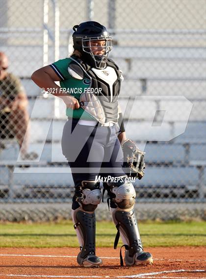 Thumbnail 3 in Sumner vs. Blake photogallery.