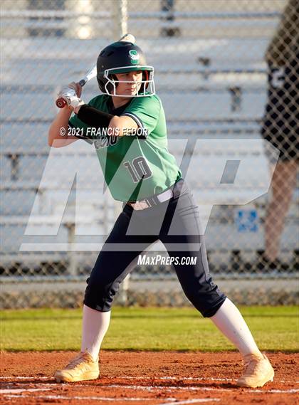 Thumbnail 3 in Sumner vs. Blake photogallery.