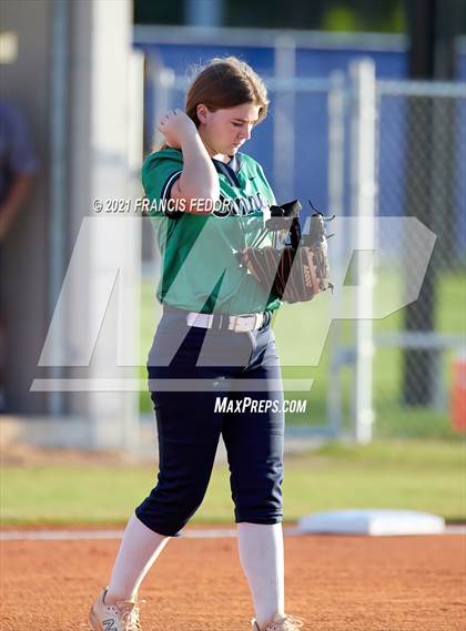 Thumbnail 1 in Sumner vs. Blake photogallery.