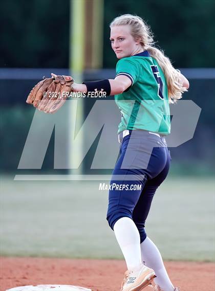 Thumbnail 1 in Sumner vs. Blake photogallery.