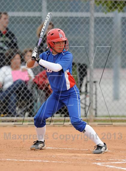 Thumbnail 3 in Edison @ Los Alamitos photogallery.