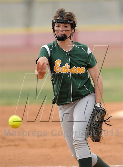 Thumbnail 3 in Edison @ Los Alamitos photogallery.