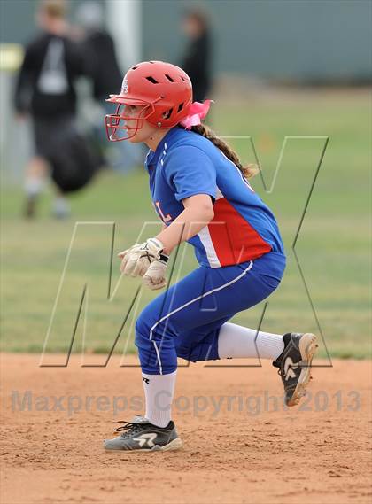 Thumbnail 3 in Edison @ Los Alamitos photogallery.