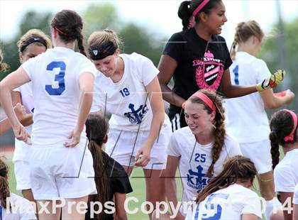 Thumbnail 3 in Kapaun Mt. Carmel vs Bishop Carroll (KSHSAA 5A Third Place) photogallery.