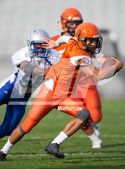 Thumbnail 3 in Hinkley @ Lakewood photogallery.