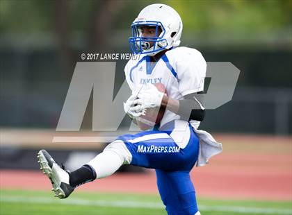 Thumbnail 1 in Hinkley @ Lakewood photogallery.