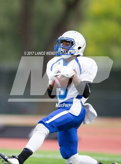 Thumbnail 3 in Hinkley @ Lakewood photogallery.