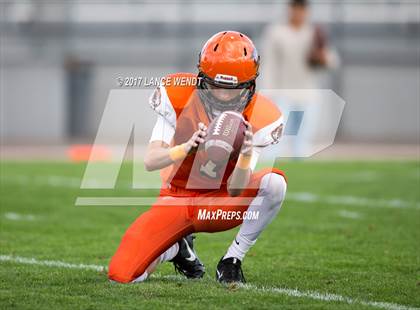 Thumbnail 1 in Hinkley @ Lakewood photogallery.