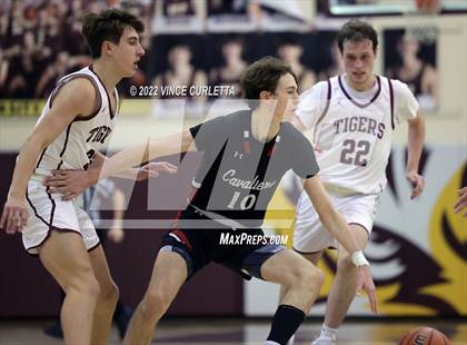 Thumbnail 3 in Lake Travis @ Dripping Springs photogallery.