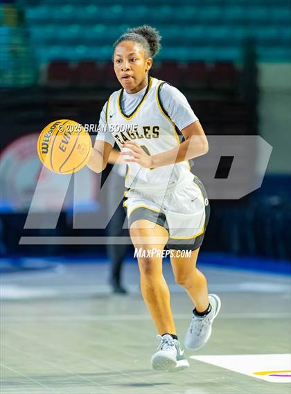 Thumbnail 1 in Greenville vs Greenwood (SCHSL 5A Div 2 Semifinal) photogallery.