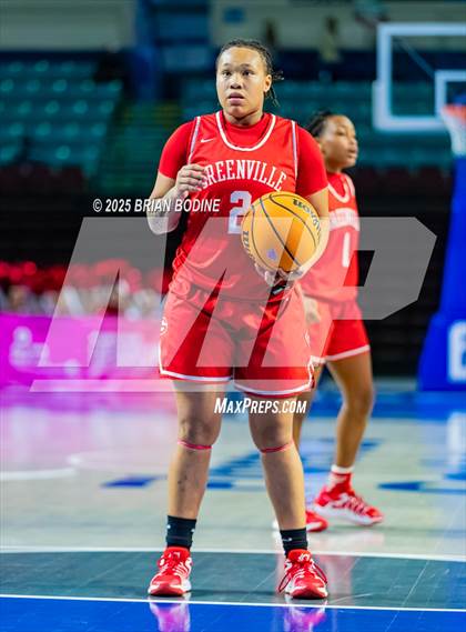 Thumbnail 2 in Greenville vs Greenwood (SCHSL 5A Div 2 Semifinal) photogallery.