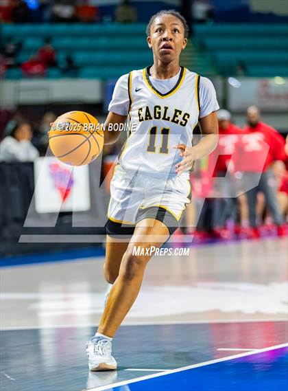 Thumbnail 1 in Greenville vs Greenwood (SCHSL 5A Div 2 Semifinal) photogallery.