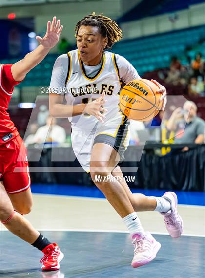 Thumbnail 1 in Greenville vs Greenwood (SCHSL 5A Div 2 Semifinal) photogallery.