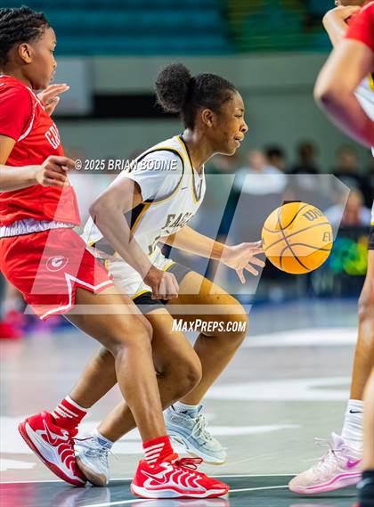 Thumbnail 3 in Greenville vs Greenwood (SCHSL 5A Div 2 Semifinal) photogallery.