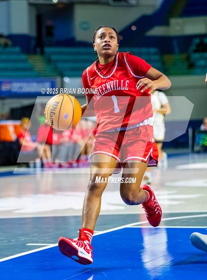 Thumbnail 1 in Greenville vs Greenwood (SCHSL 5A Div 2 Semifinal) photogallery.