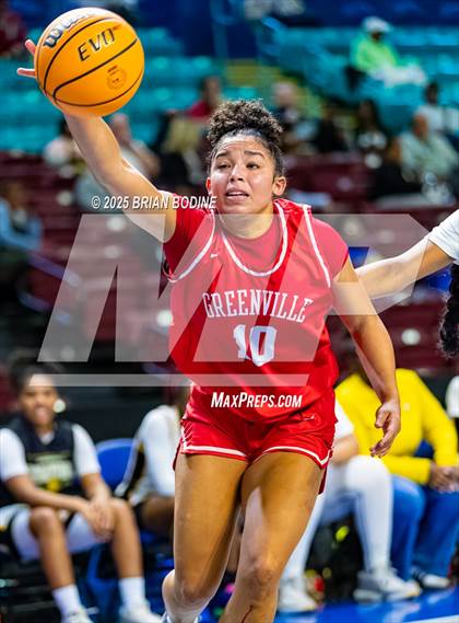 Thumbnail 2 in Greenville vs Greenwood (SCHSL 5A Div 2 Semifinal) photogallery.
