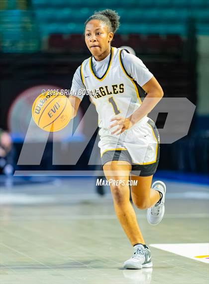 Thumbnail 1 in Greenville vs Greenwood (SCHSL 5A Div 2 Semifinal) photogallery.