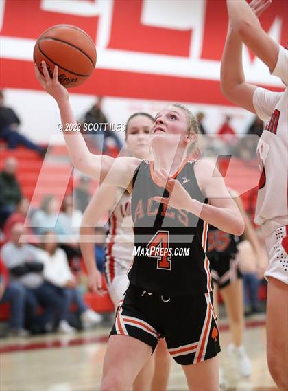 Thumbnail 2 in Amanda-Clearcreek @ Logan Elm photogallery.