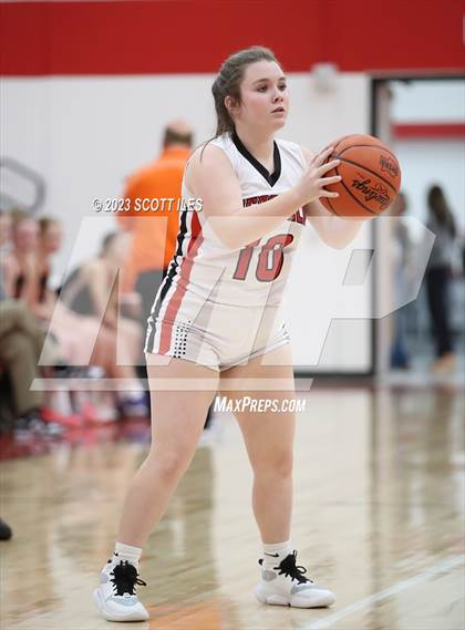 Thumbnail 2 in Amanda-Clearcreek @ Logan Elm photogallery.