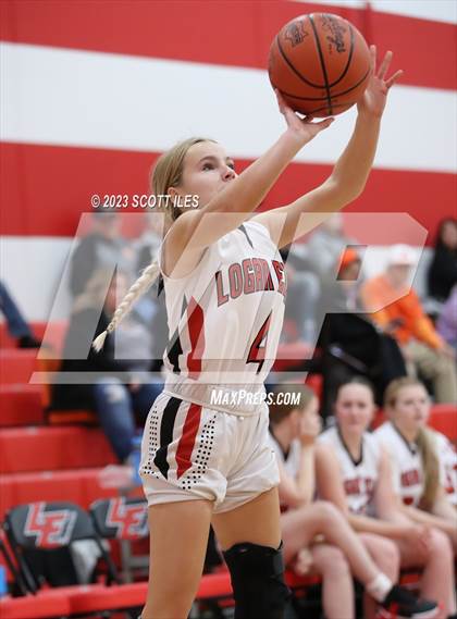 Thumbnail 2 in Amanda-Clearcreek @ Logan Elm photogallery.