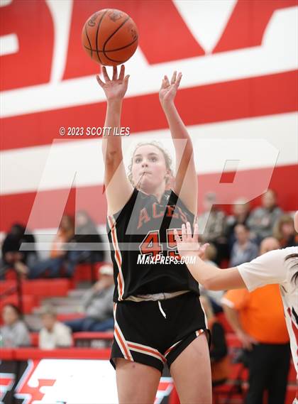 Thumbnail 1 in Amanda-Clearcreek @ Logan Elm photogallery.