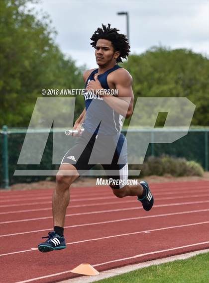 Thumbnail 1 in Buffalo Invitational  photogallery.