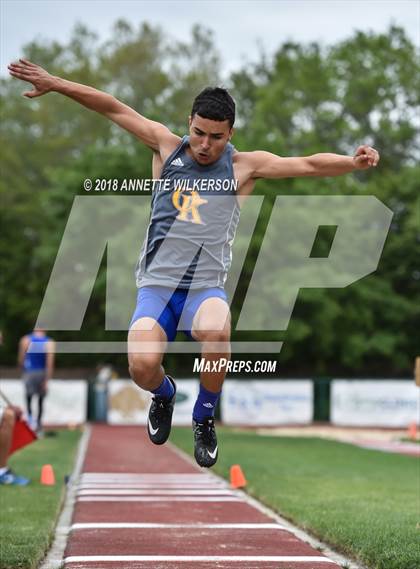 Thumbnail 3 in Buffalo Invitational  photogallery.