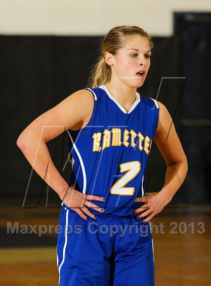 Thumbnail 2 in Keystone vs. Johnsonburg (PIAA District IX A  Consolation) photogallery.