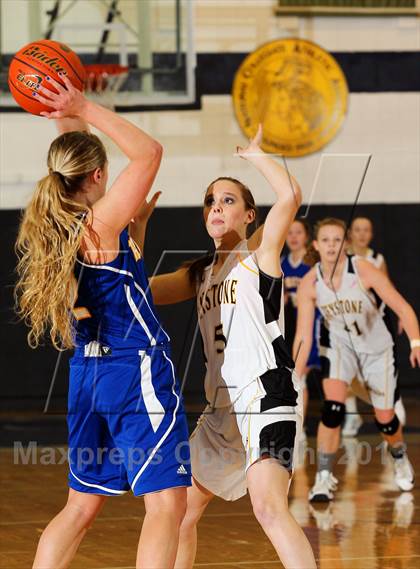 Thumbnail 3 in Keystone vs. Johnsonburg (PIAA District IX A  Consolation) photogallery.