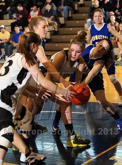 Thumbnail 1 in Keystone vs. Johnsonburg (PIAA District IX A  Consolation) photogallery.
