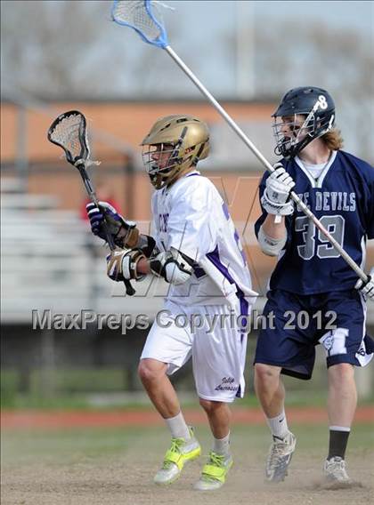 Thumbnail 1 in Huntington @ Islip photogallery.